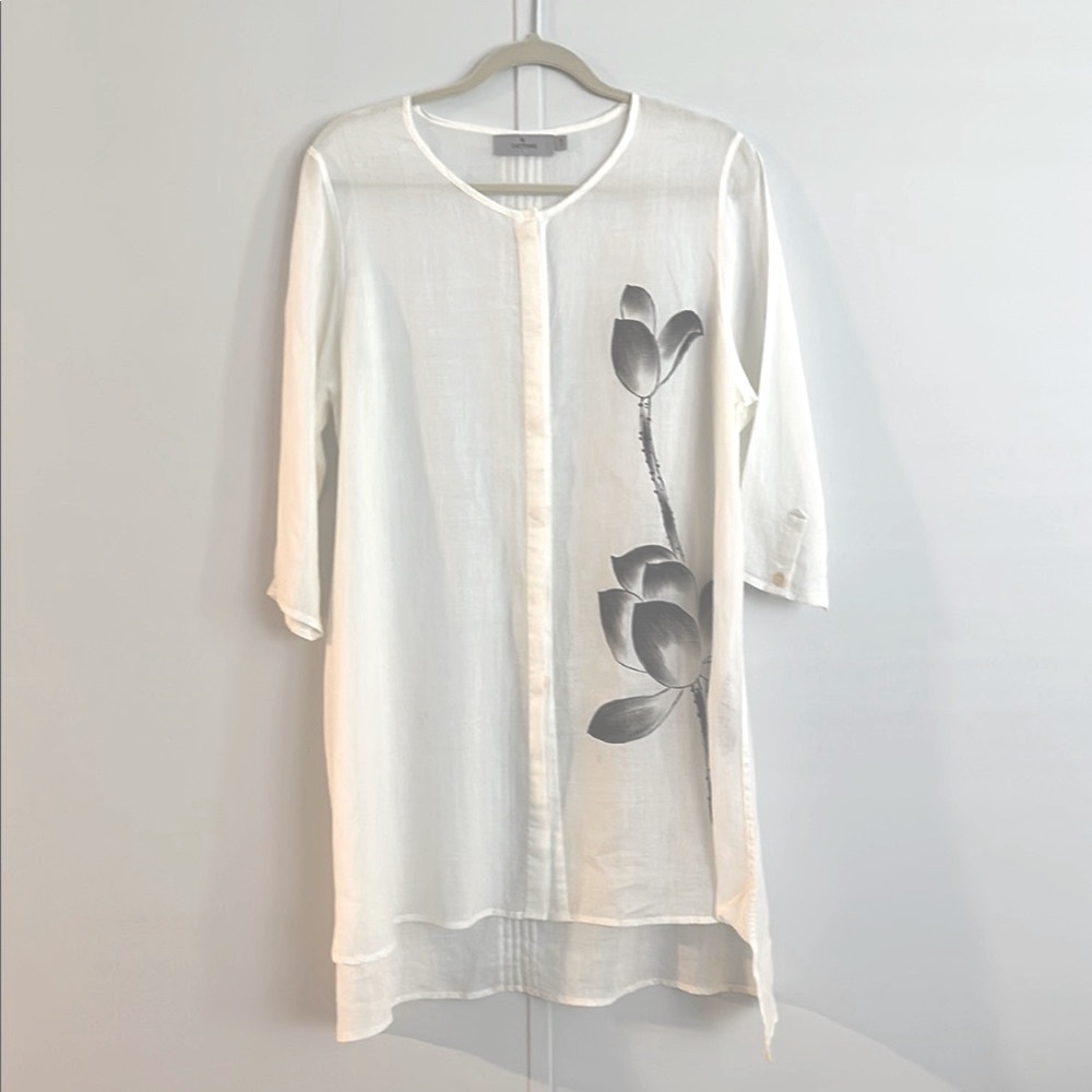 Cheyenne Cream Linen Tunic 3/4 Sleeves with Black Floral Design S/M